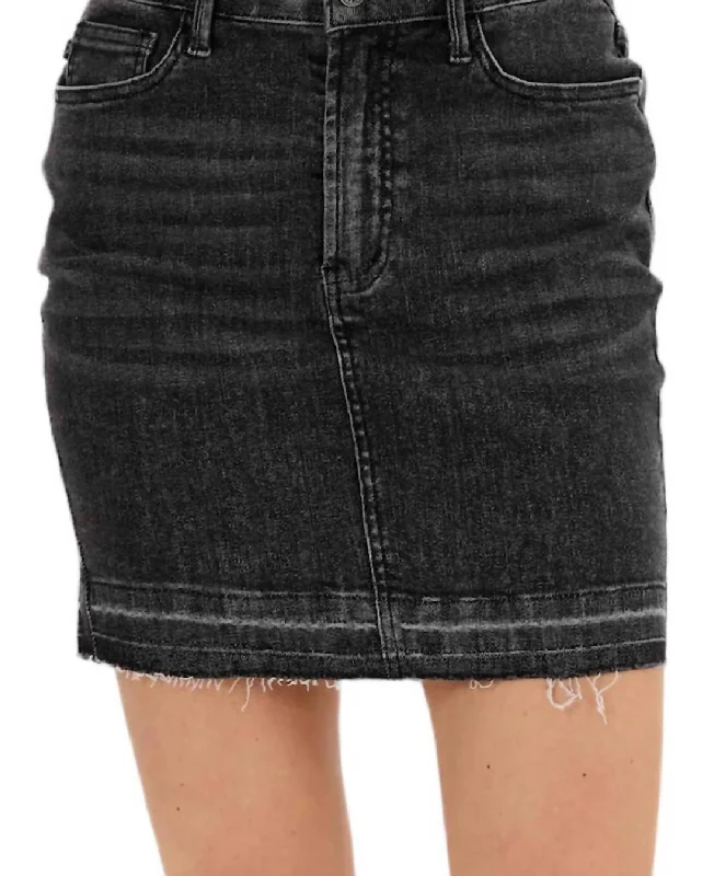 High Waist Release Hem Skirt In Washed Black