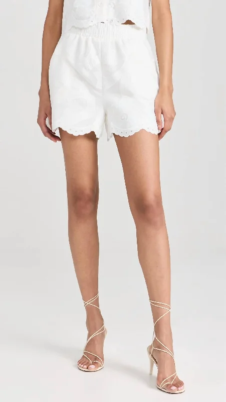 Finley Shorts In White