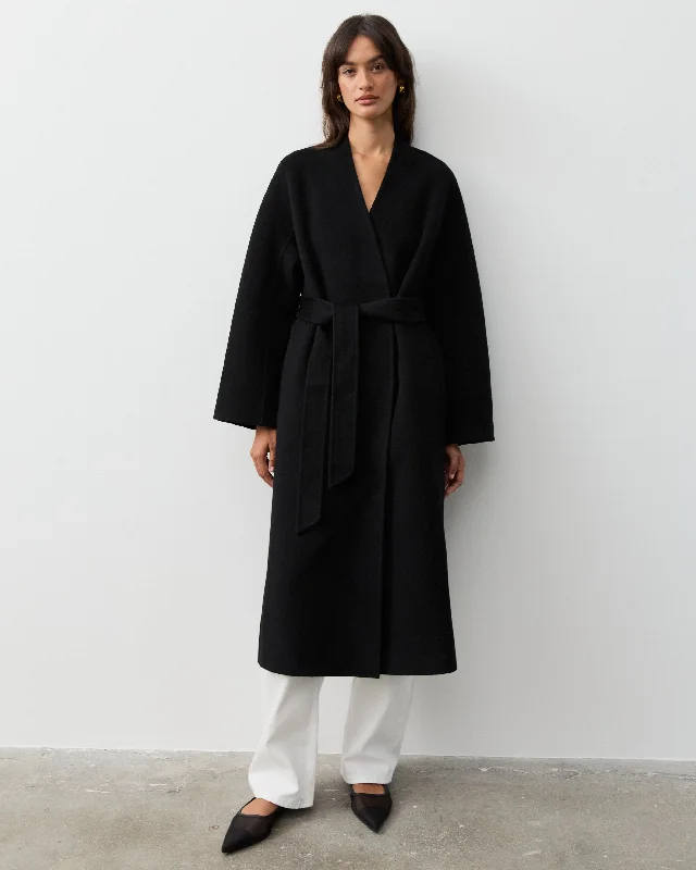 THE MODERN COAT - BLACK